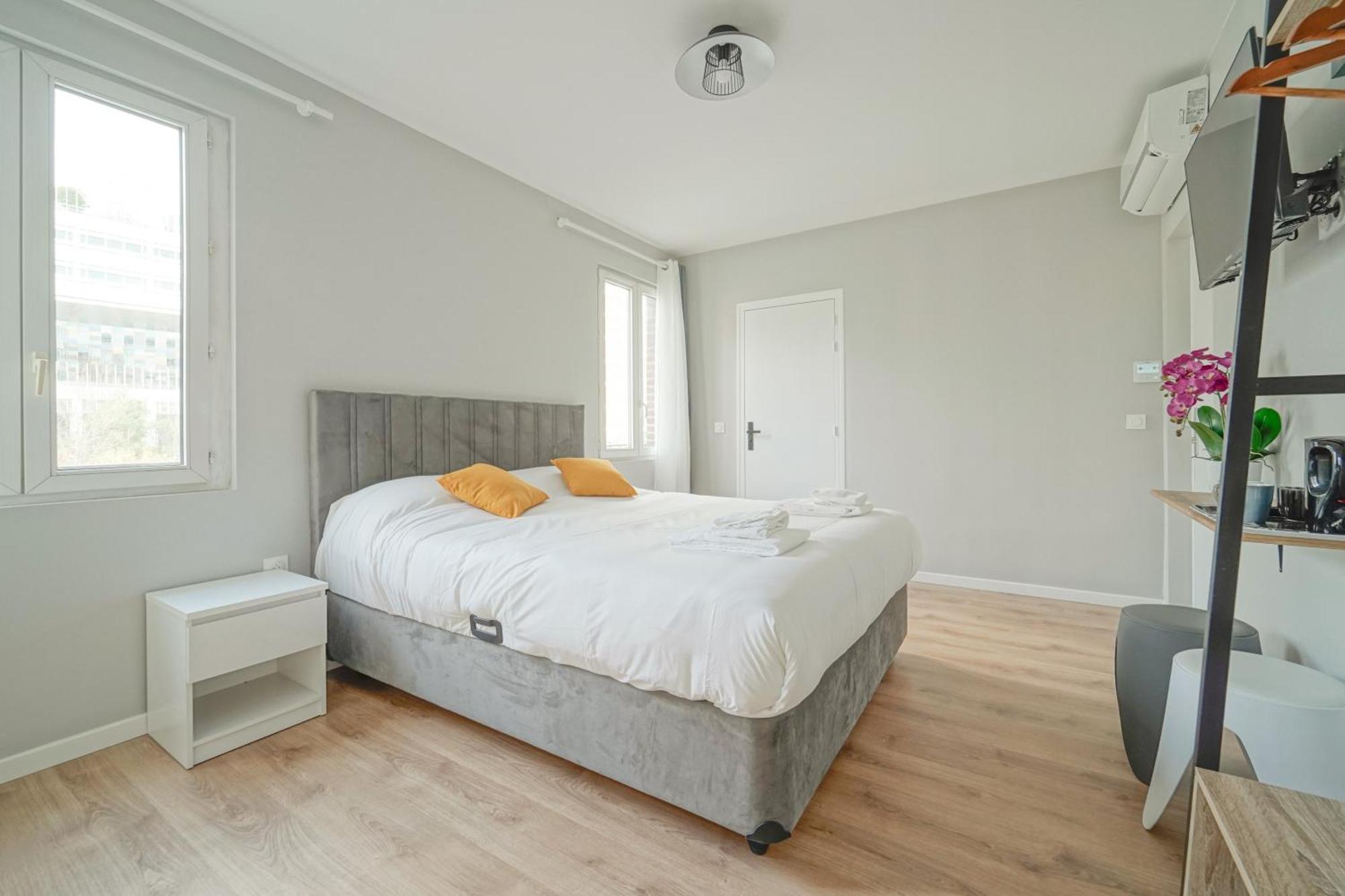 Trianon Saint Ouen Hotel Eksteriør billede
